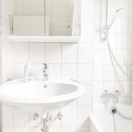 Mr Living I Modernes Mit Einzelbetten, Voll Ausgestattete Küche, Balkon, Wlan, Parkplatz, Ideal Für Monteure I Gi03 Linden (Hessen)