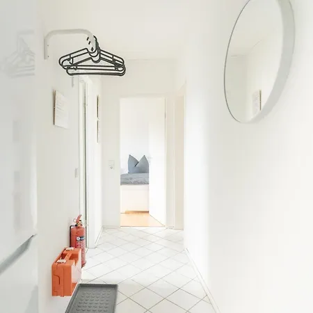 Mr Living I Modernes Mit Einzelbetten, Voll Ausgestattete Küche, Balkon, Wlan, Parkplatz, Ideal Für Monteure I Gi03 *